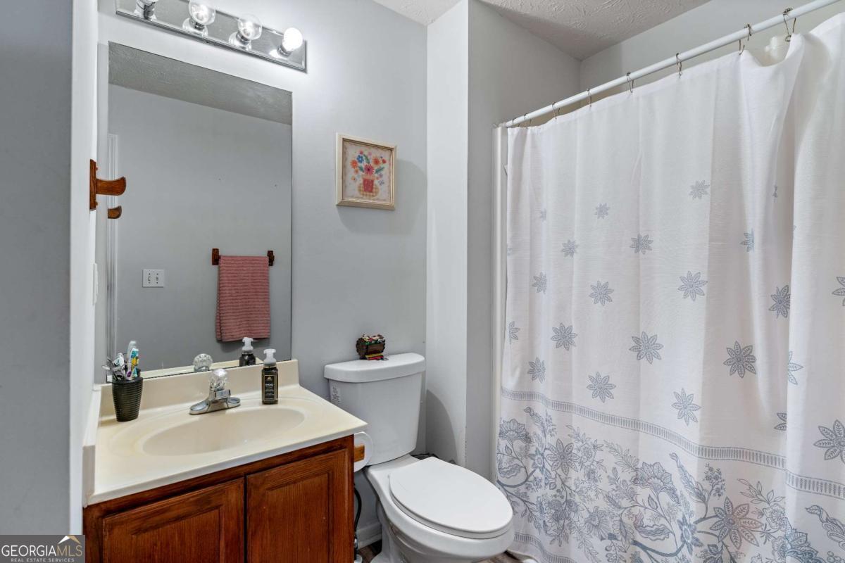 248 Springbottom Drive Property Photo 12