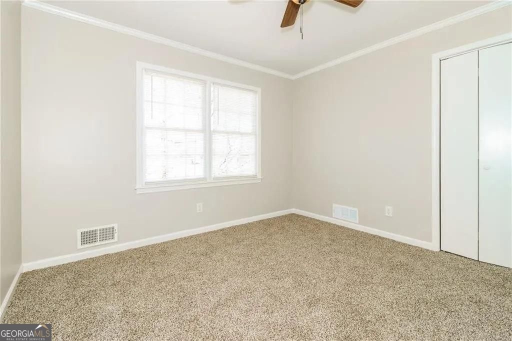 4055 Bogan Road Property Photo 10