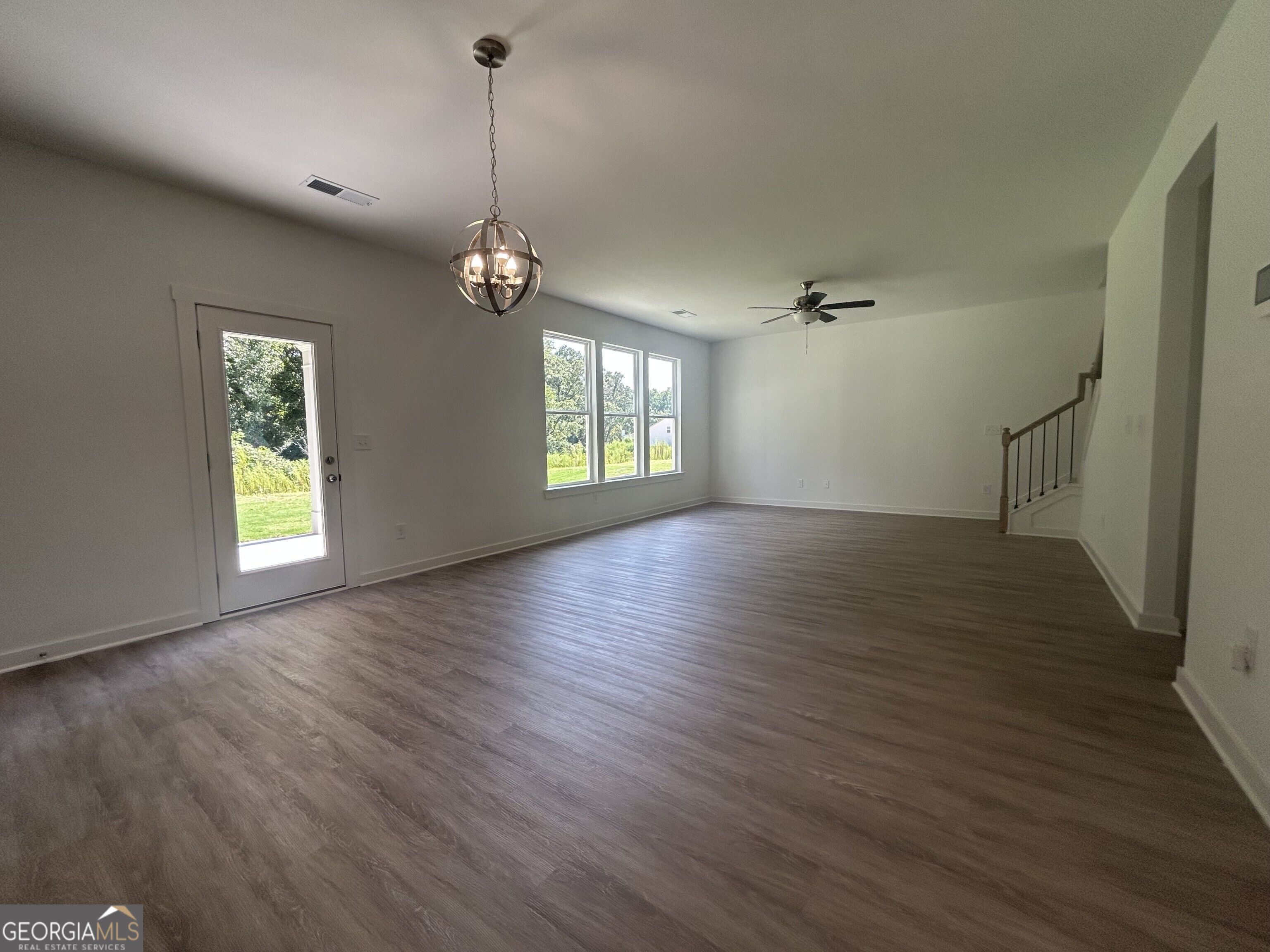 384 Crimson Feather Drive Property Photo 5