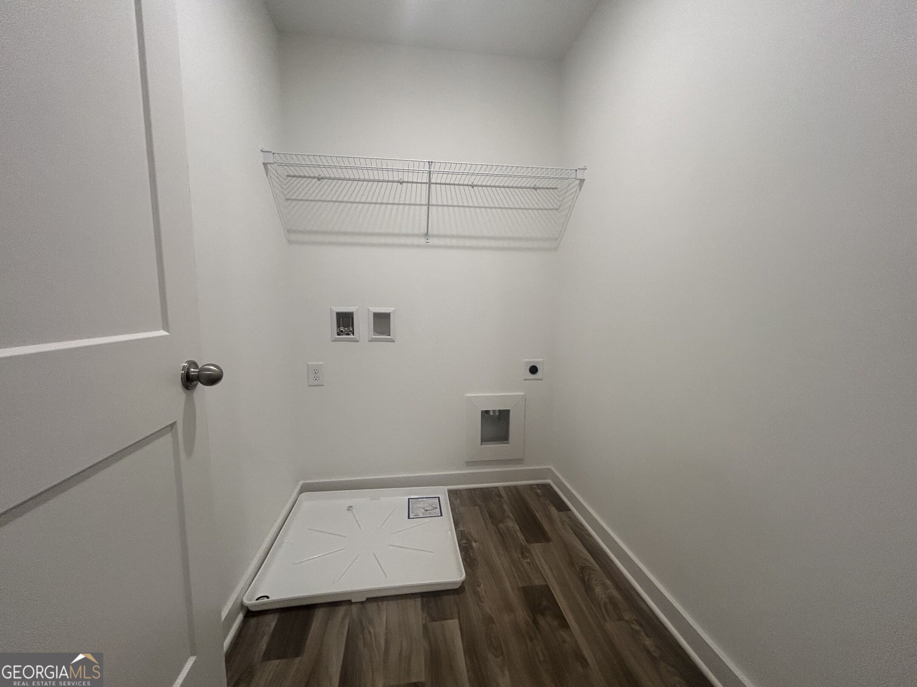 384 Crimson Feather Drive Property Photo 12