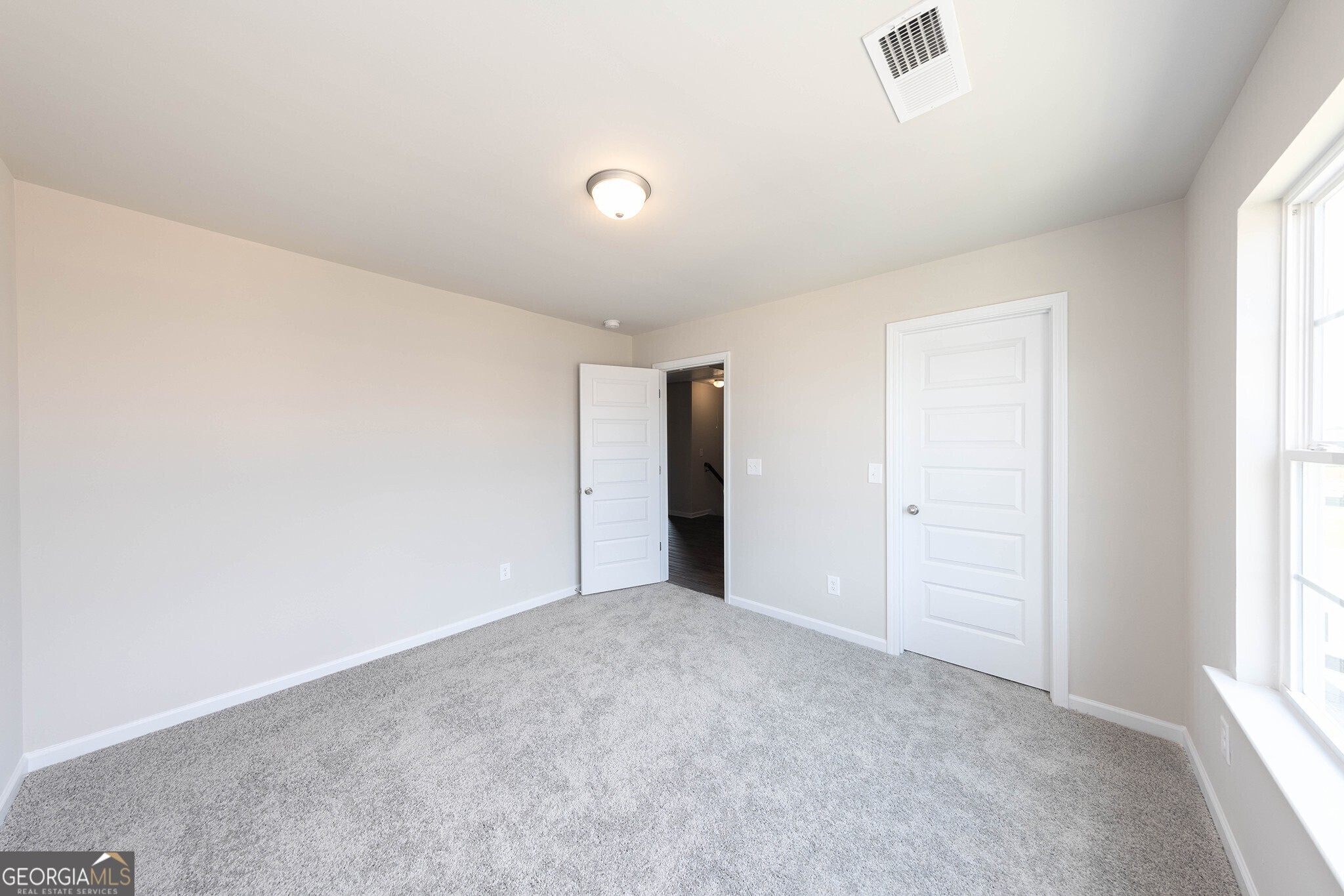 384 Crimson Feather Drive Property Photo 19