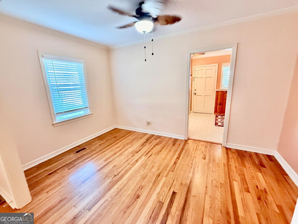 313 Forrest Avenue Property Photo 4