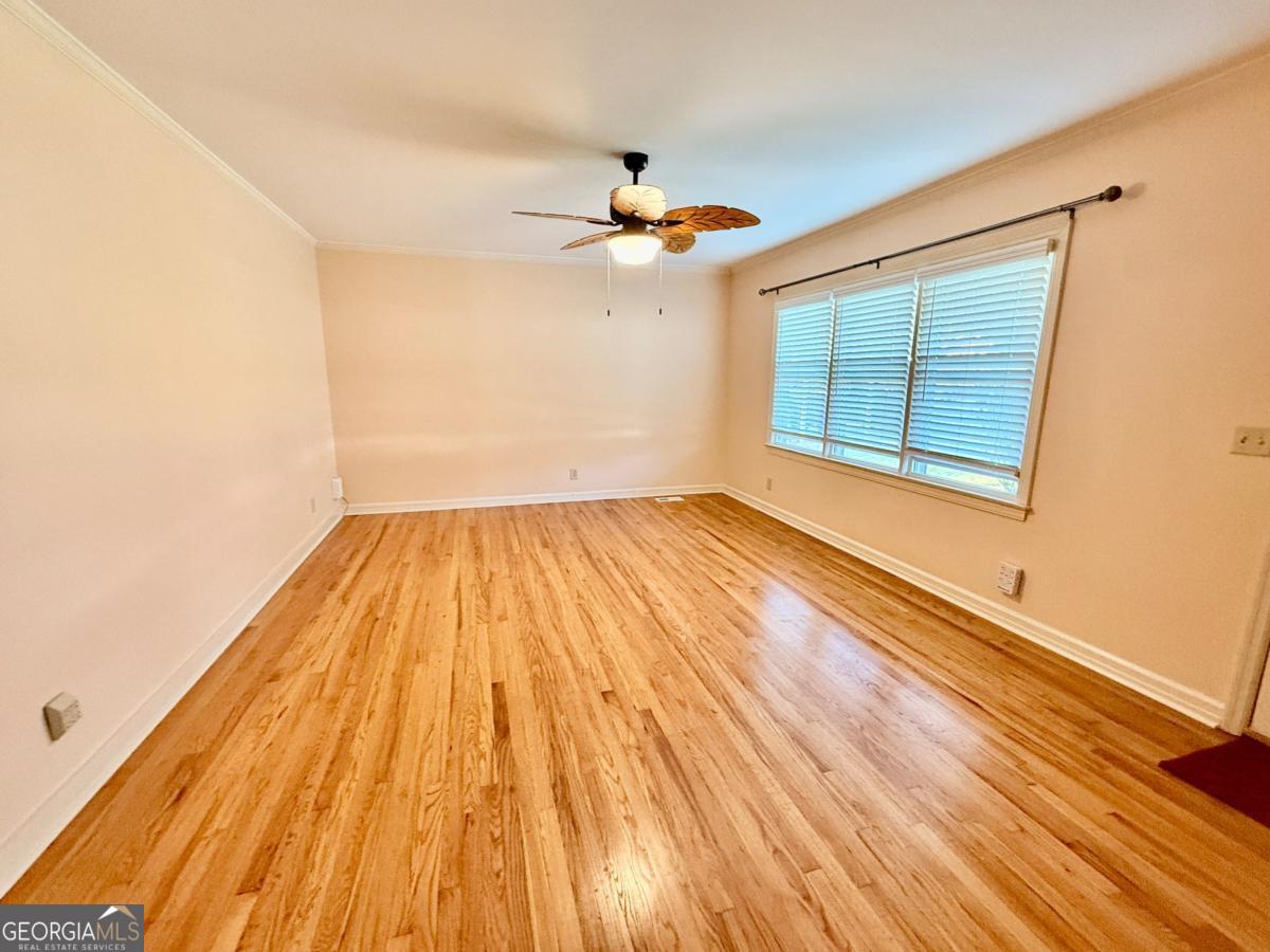 313 Forrest Avenue Property Photo 5