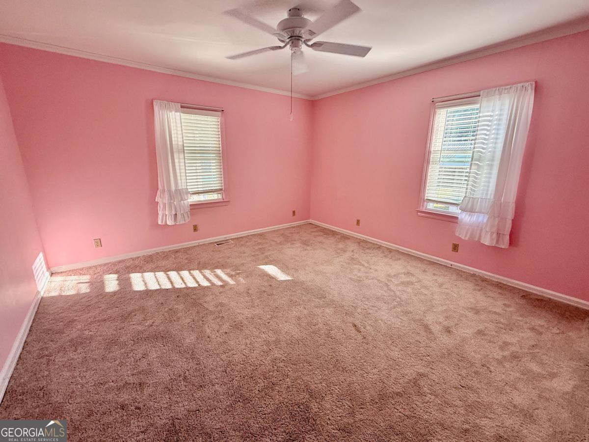 313 Forrest Avenue Property Photo 6