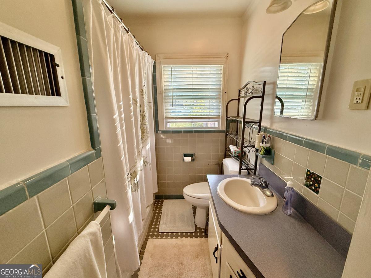 313 Forrest Avenue Property Photo 7