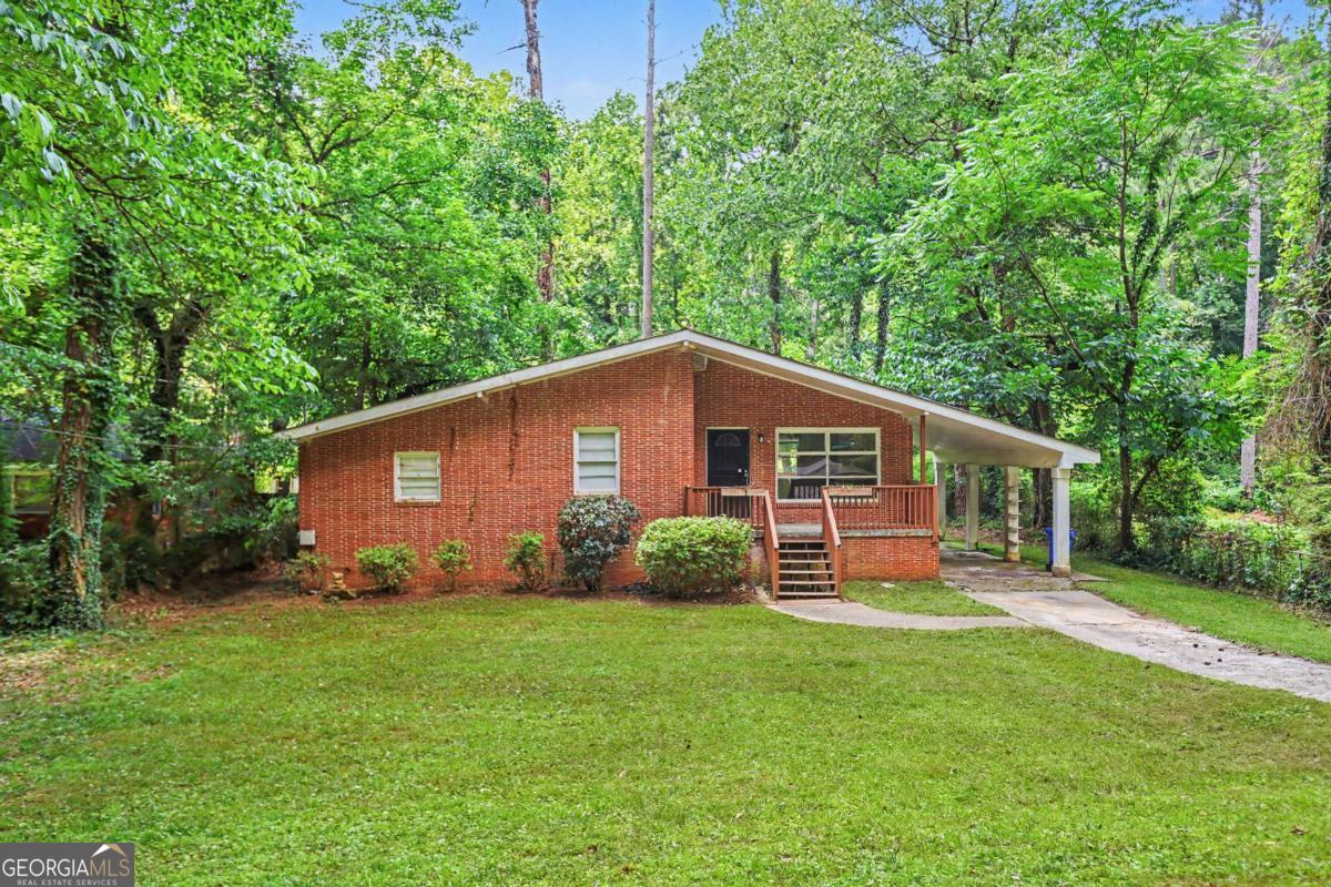 1656 Rockcliff Place SE Property Photo 1