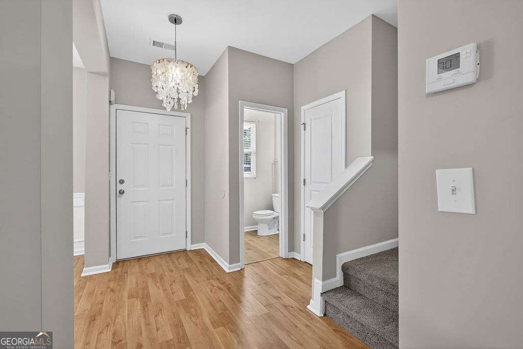 1505 Ashbrooke Trace Property Photo 3