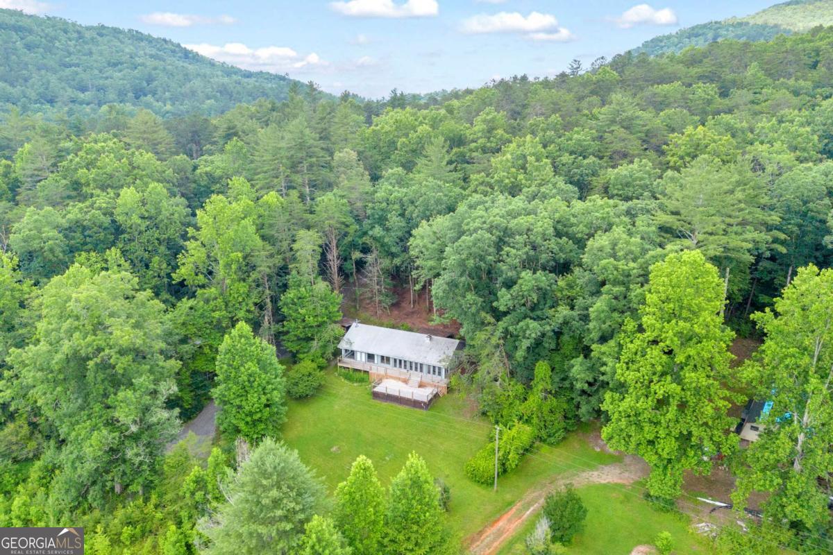 110 Wilderness End Property Photo 3