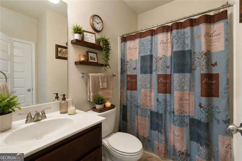 2748 Village Park Drive E Property Photo 15