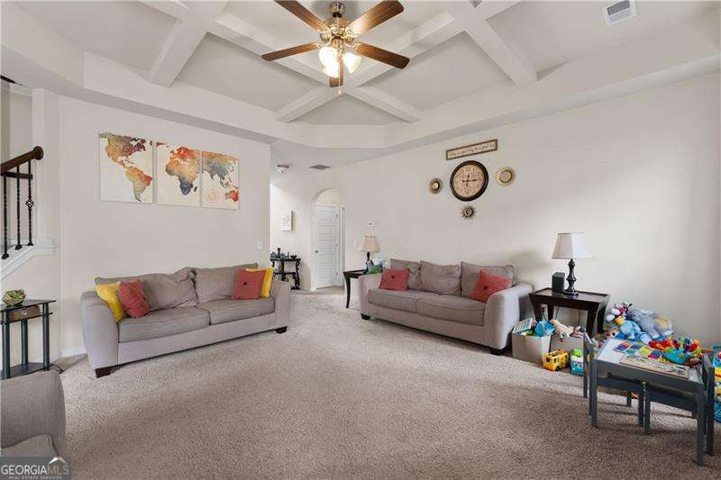 2748 Village Park Drive E Property Photo 23