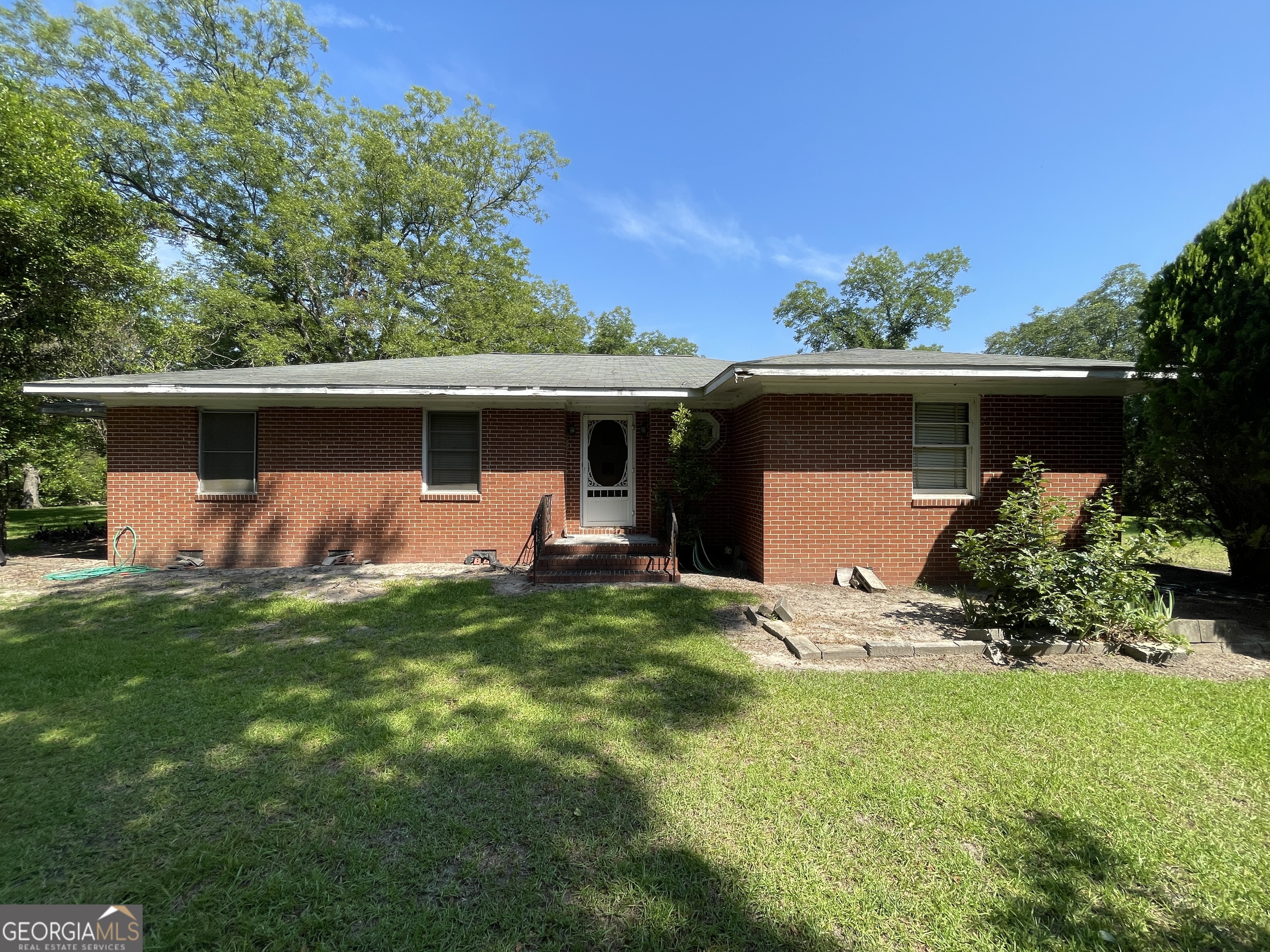 218 W Peter Street Property Photo 1