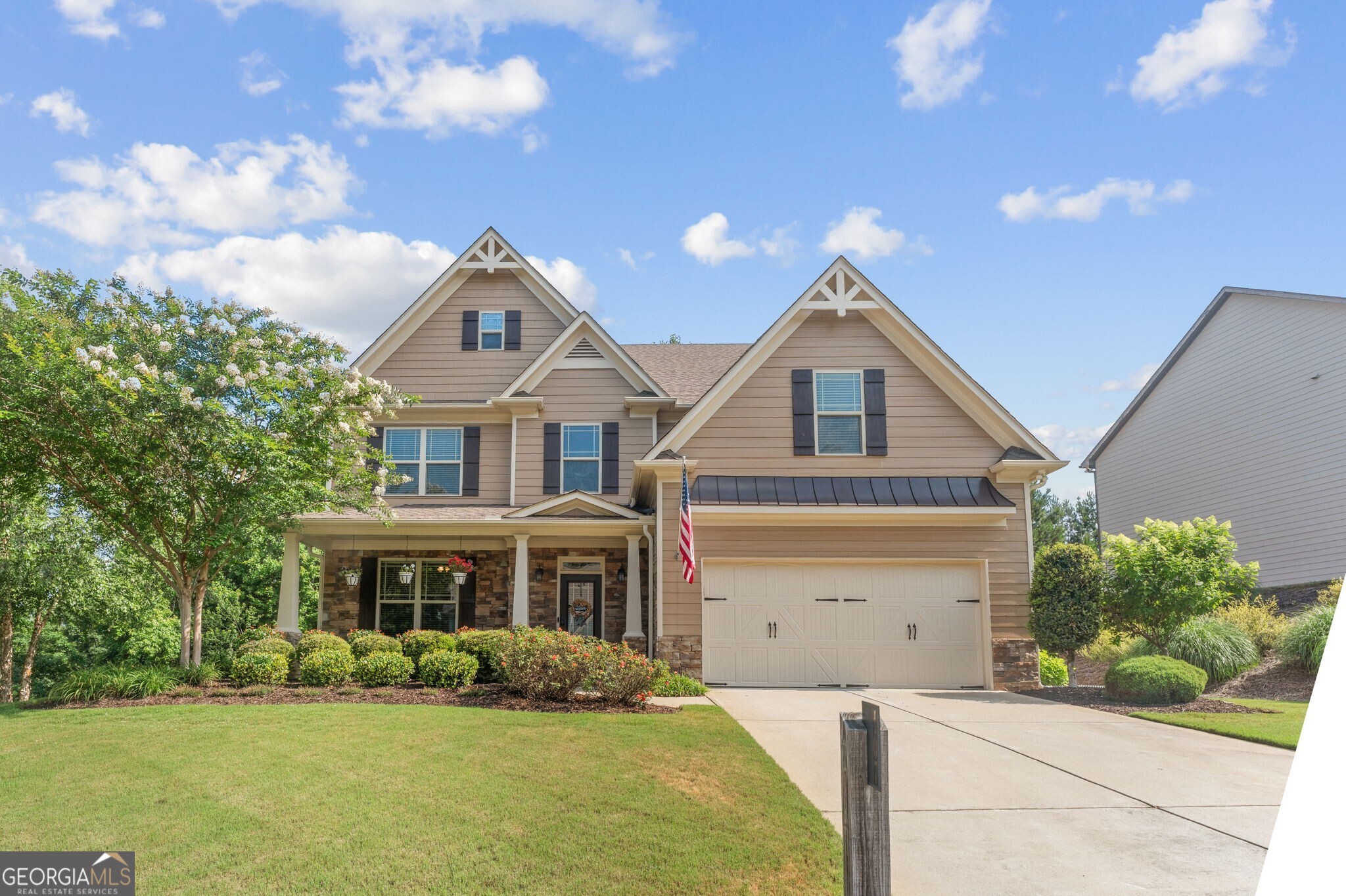 407 Riverwalk Manor Drive Property Photo 1