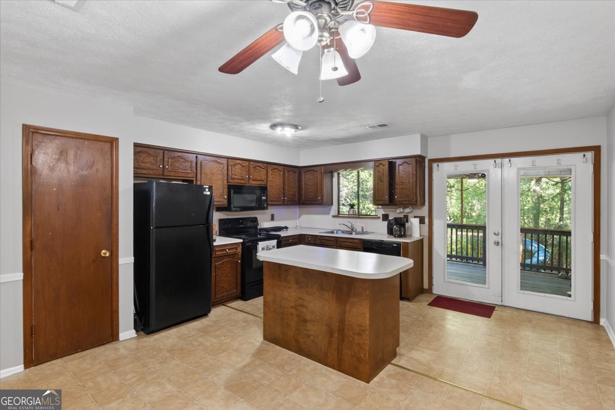 6932 Buckeye Way Property Photo 7