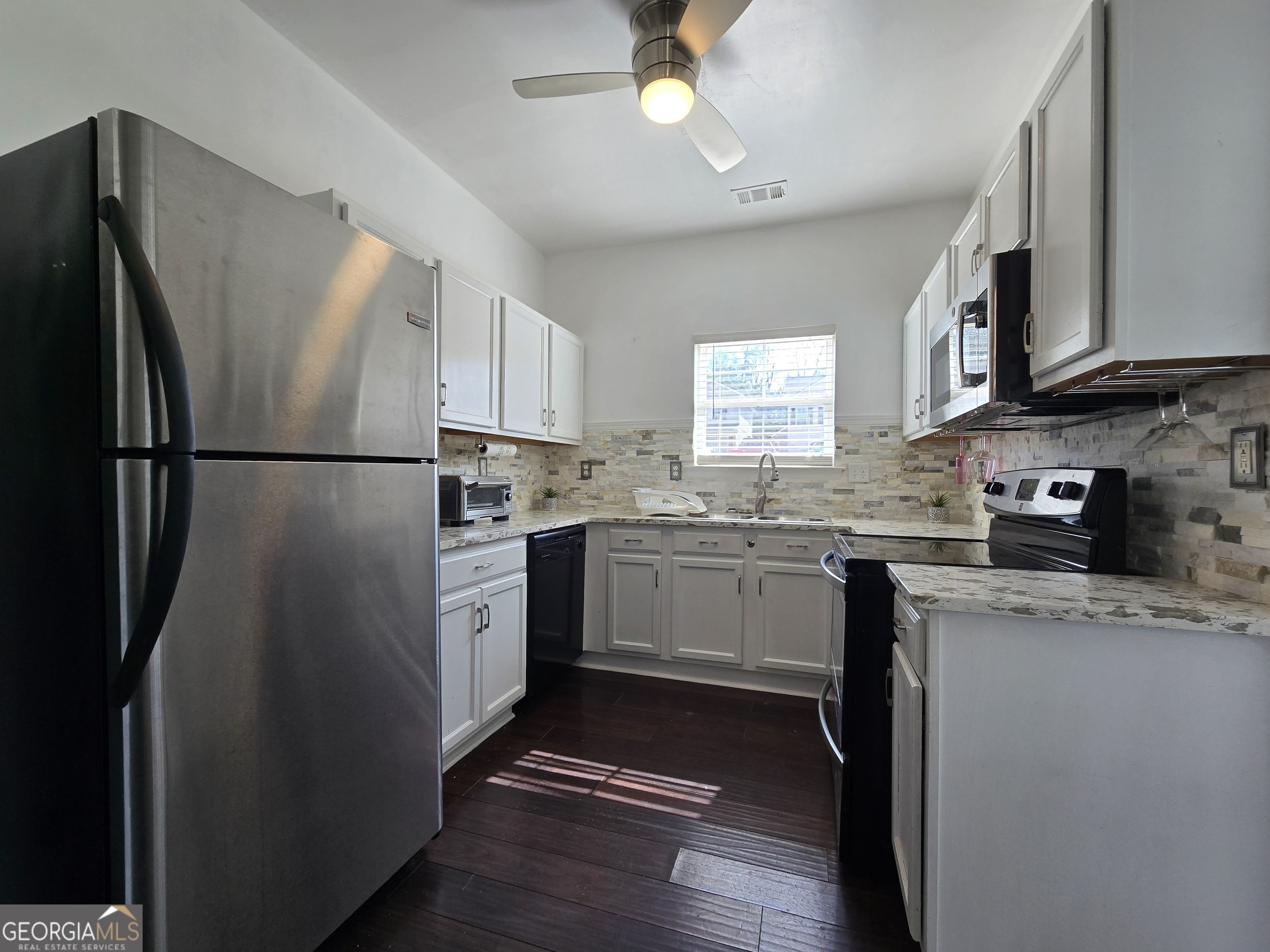4761 Highpoint Way # 139 Property Photo 7