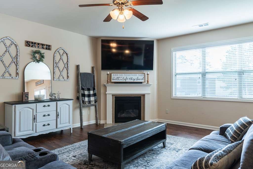 100 Silver Trace Property Photo 6