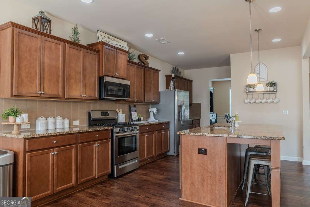 100 Silver Trace Property Photo 10