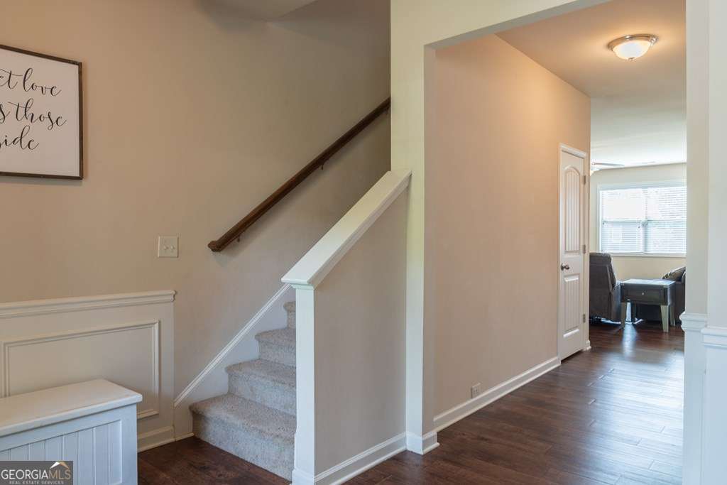 100 Silver Trace Property Photo 12