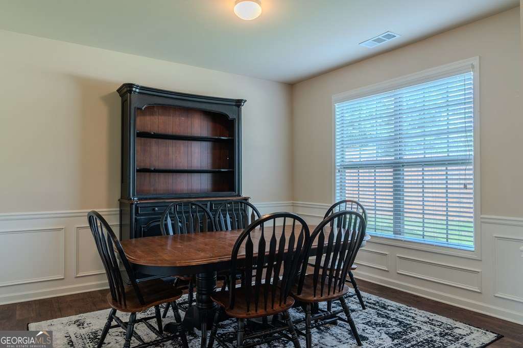 100 Silver Trace Property Photo 13