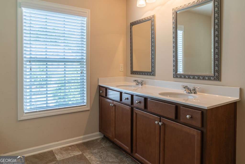 100 Silver Trace Property Photo 30