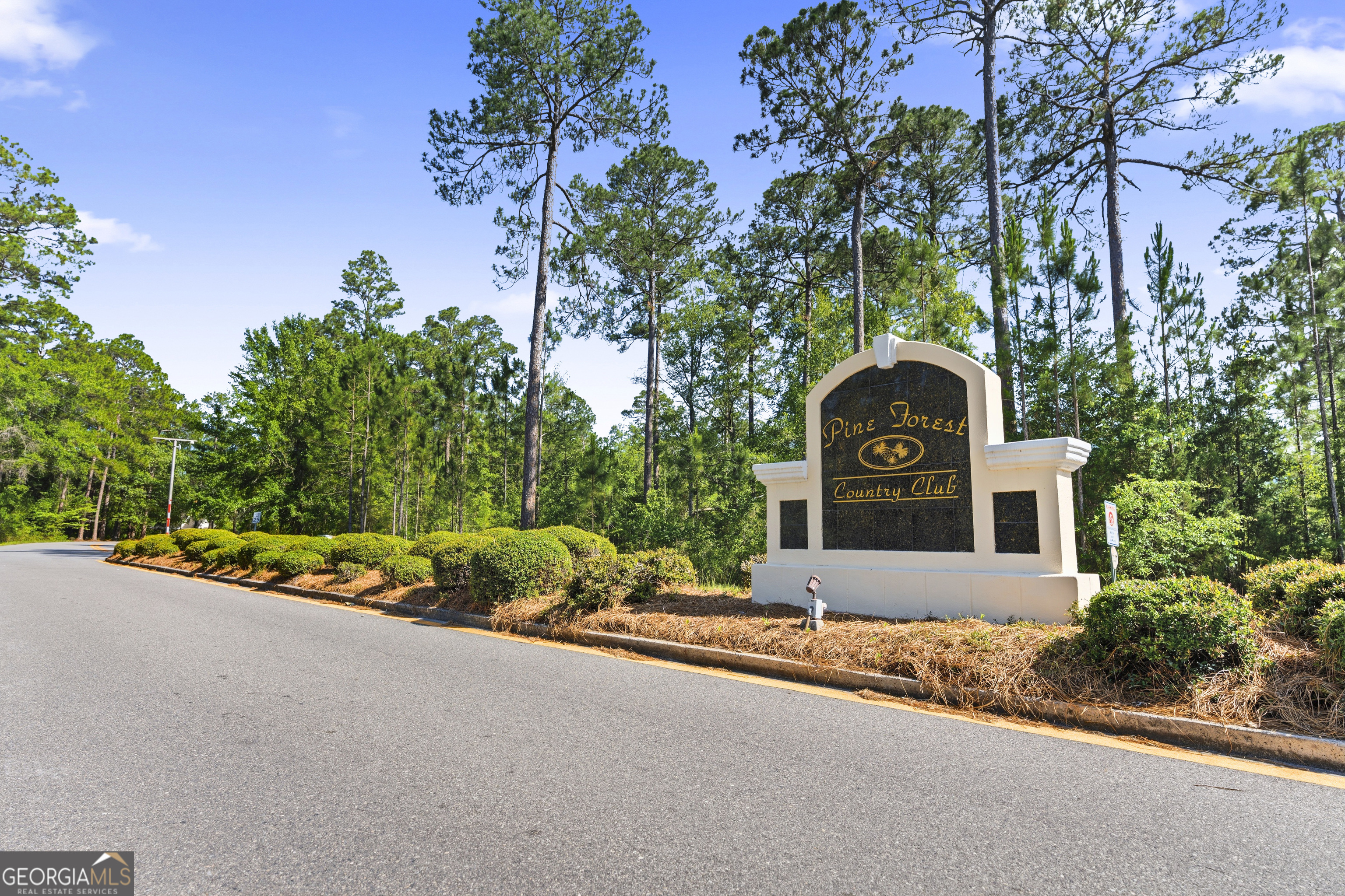 13 N Eagle Drive Property Photo 4