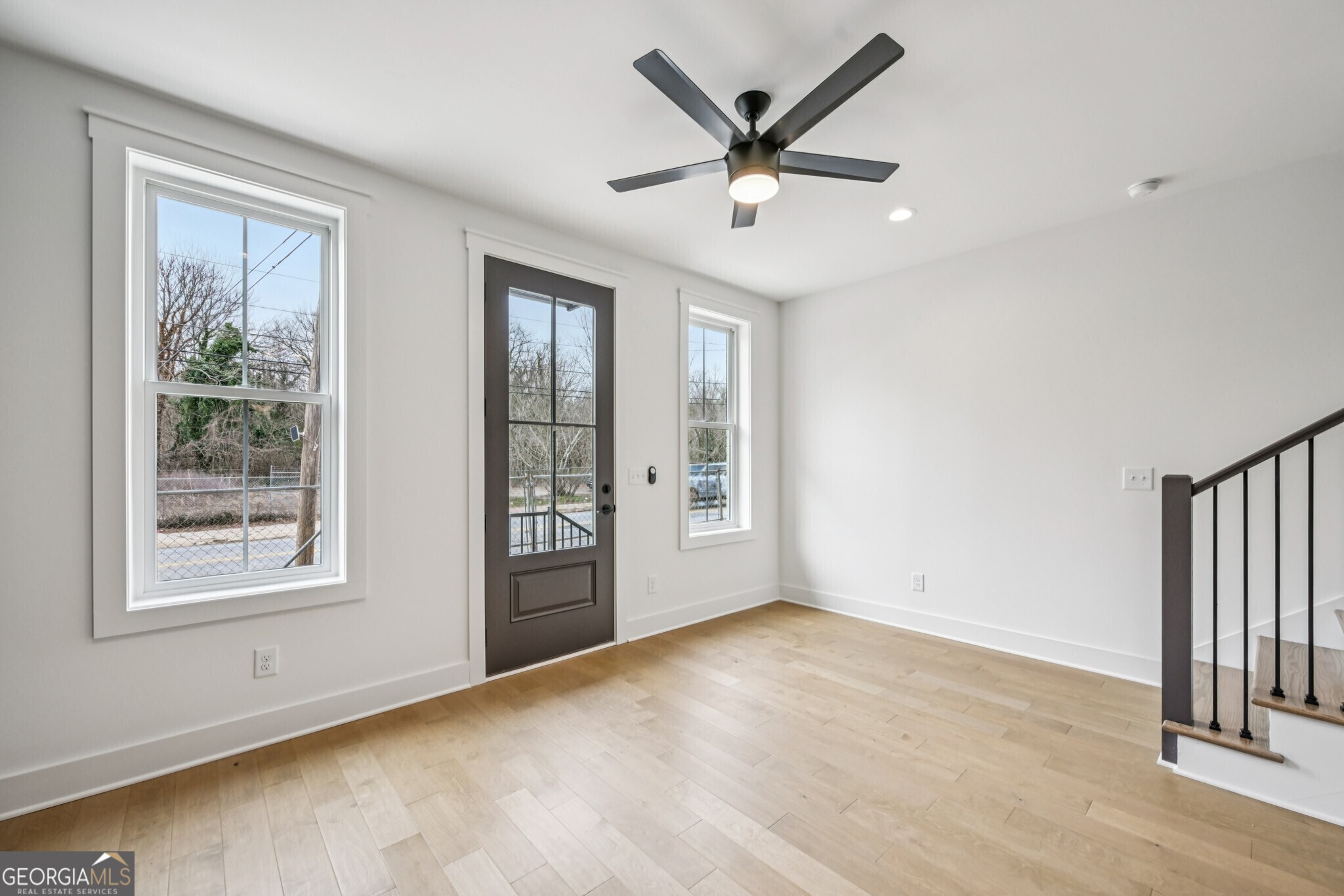 1160 Boulevard Se # 7 Property Photo 2