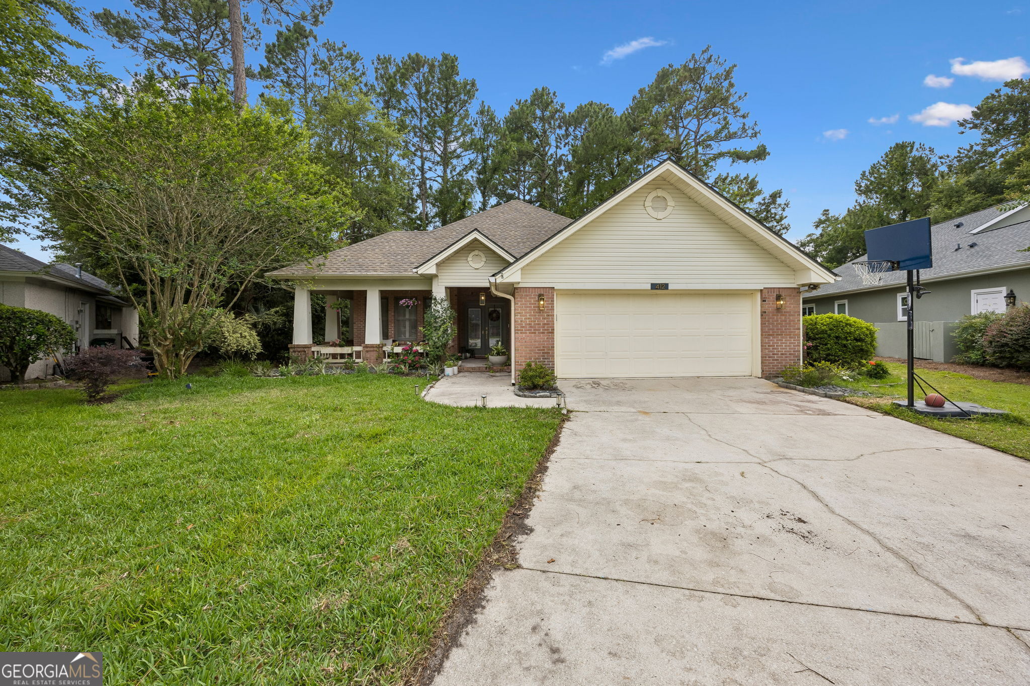 412 Morning Glory Road Property Photo 2