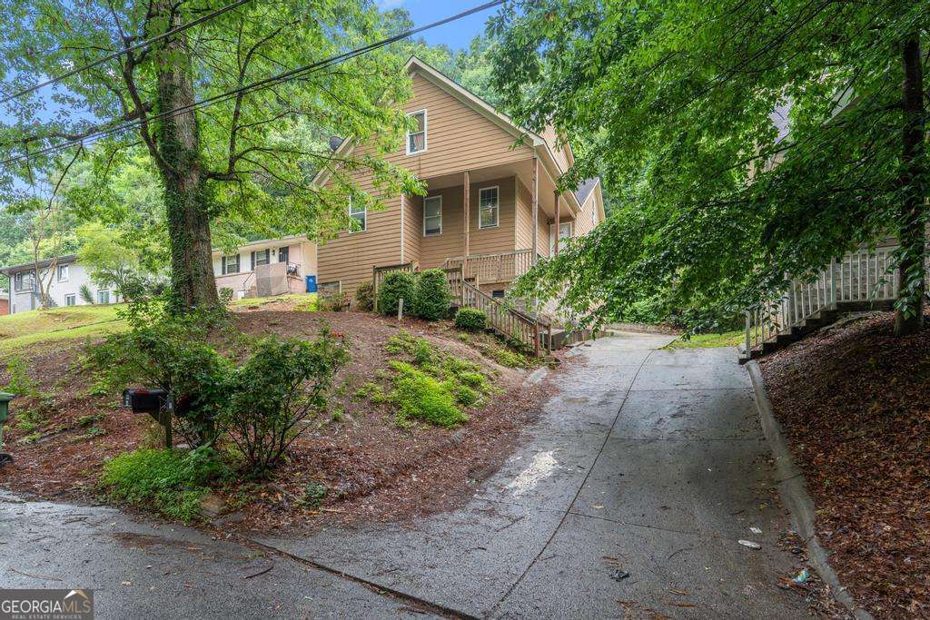 930 Hall Street Nw Property Photo 4