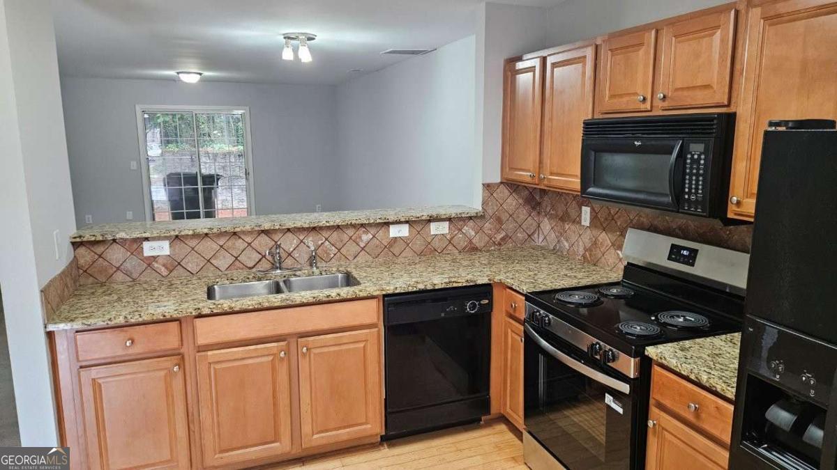 1728 Sw Devon Drive Property Photo 2