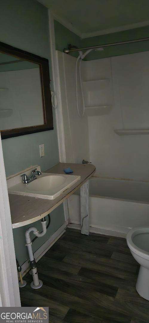 6556 Bowden Street Property Photo 2