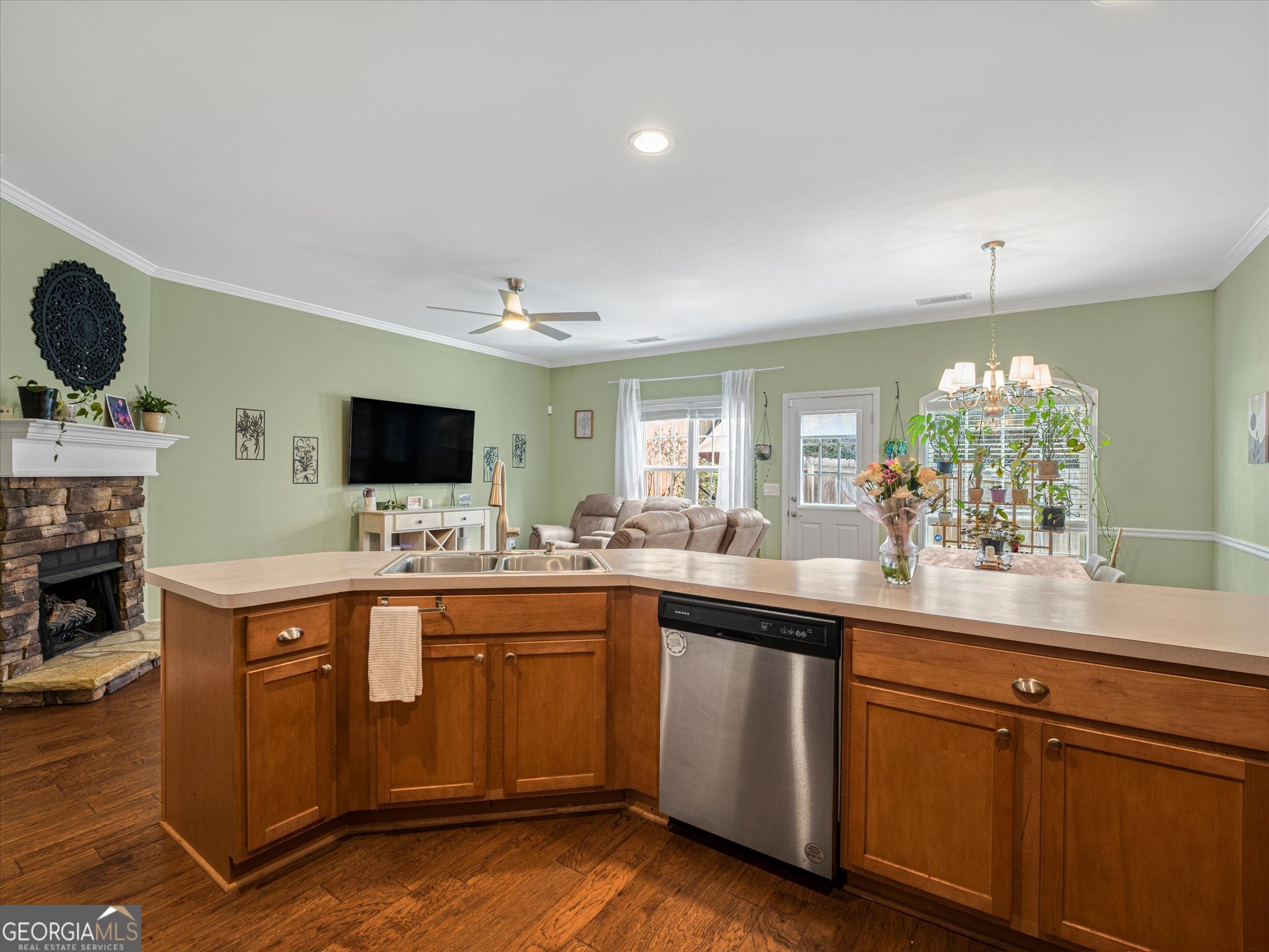 127 Linton Drive Property Photo 16