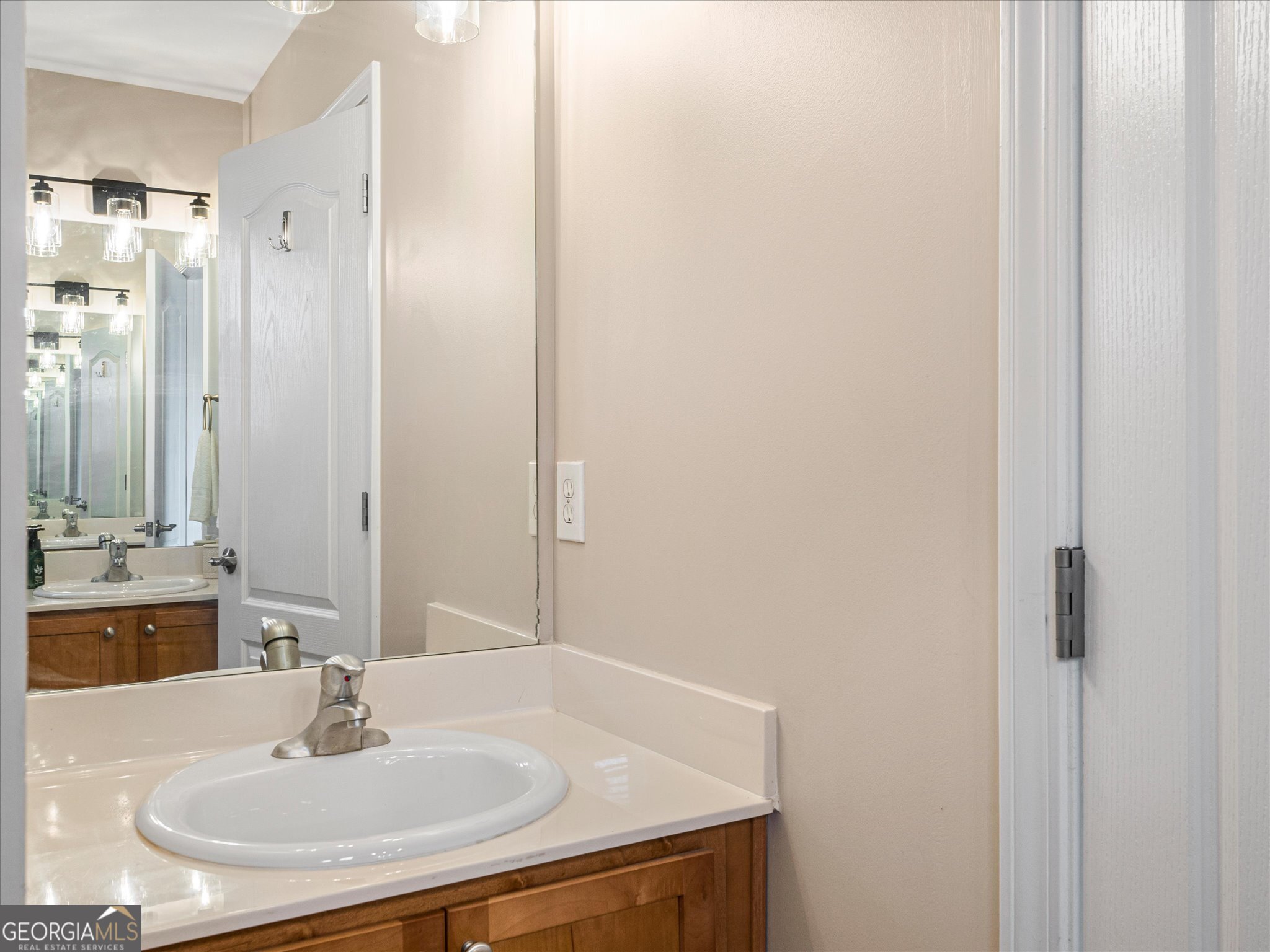 127 Linton Drive Property Photo 28
