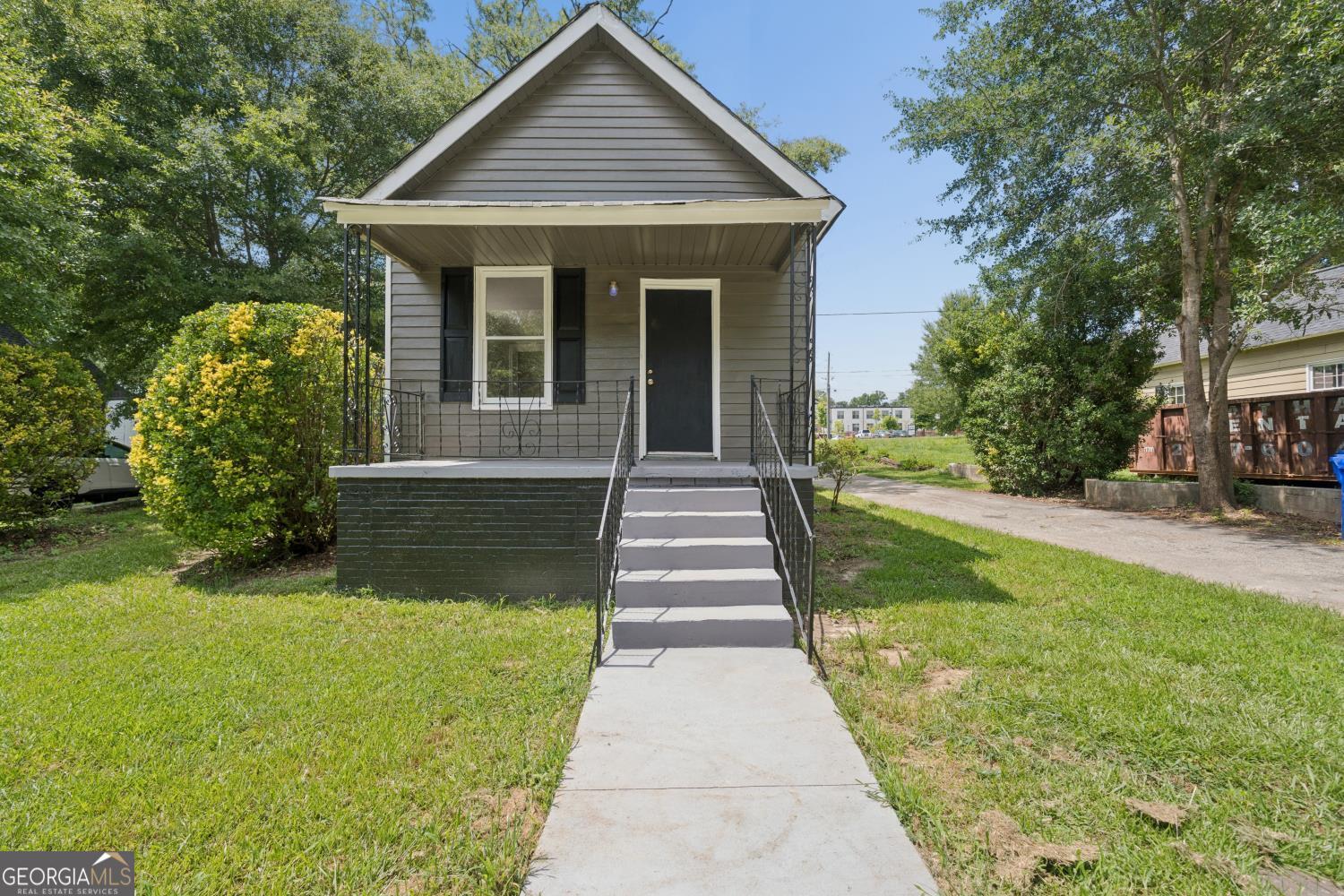 108 3rd Street Property Photo 1