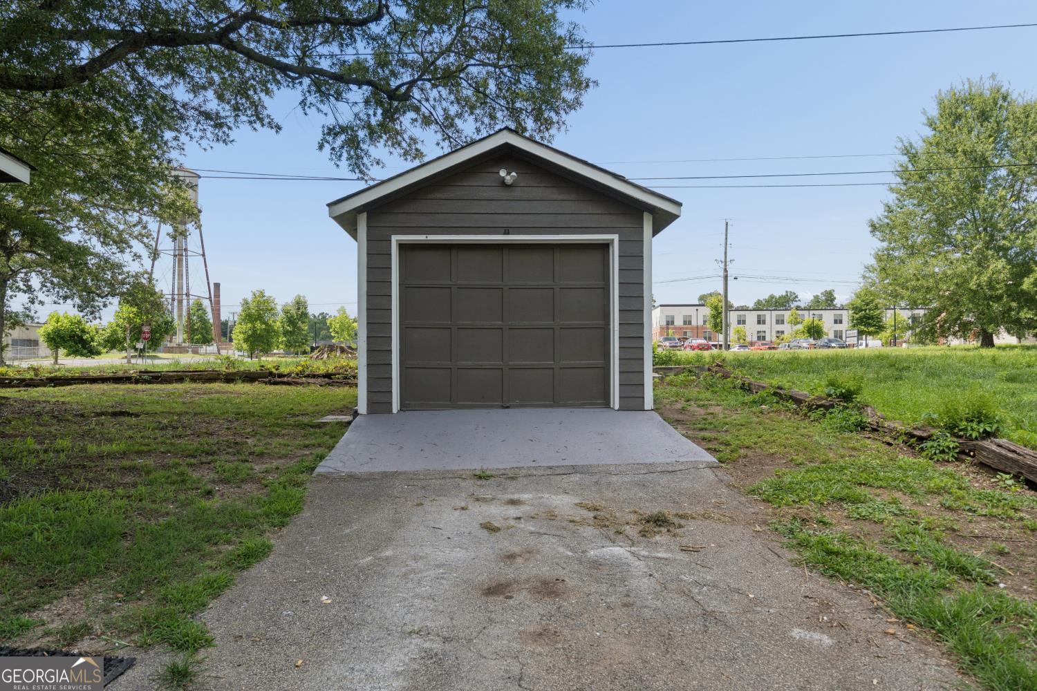 108 3rd Street Property Photo 6