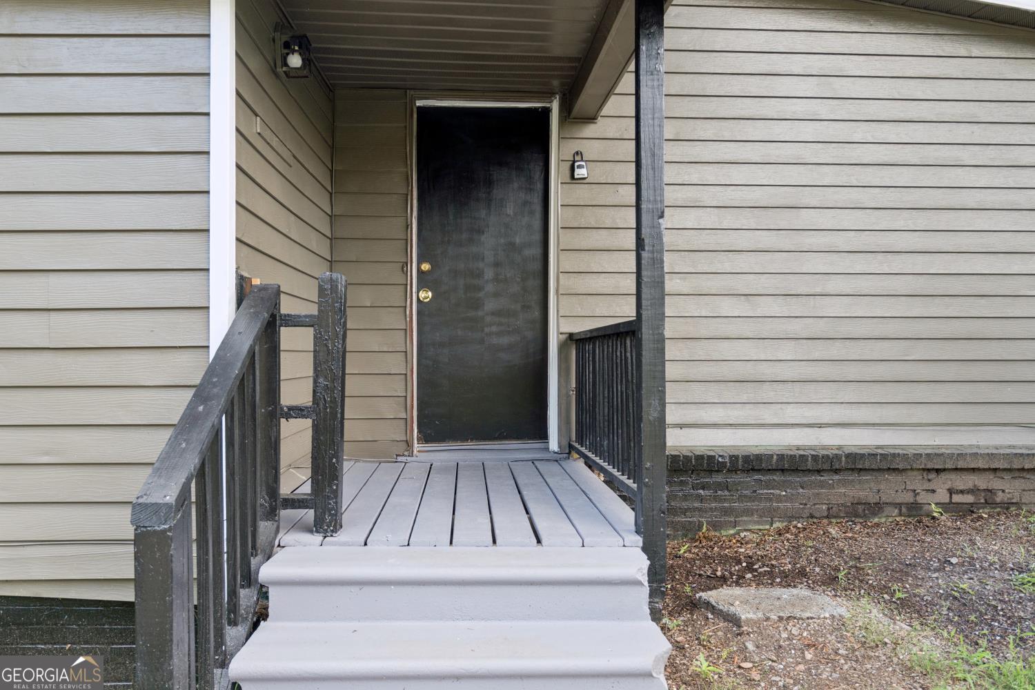 108 3rd Street Property Photo 8