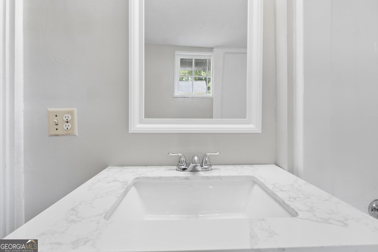 108 3rd Street Property Photo 19