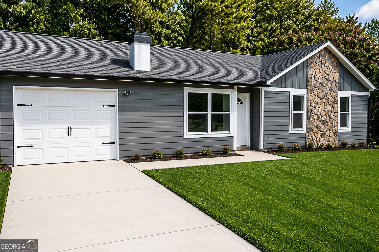 1818 Petite Lane Property Photo 3