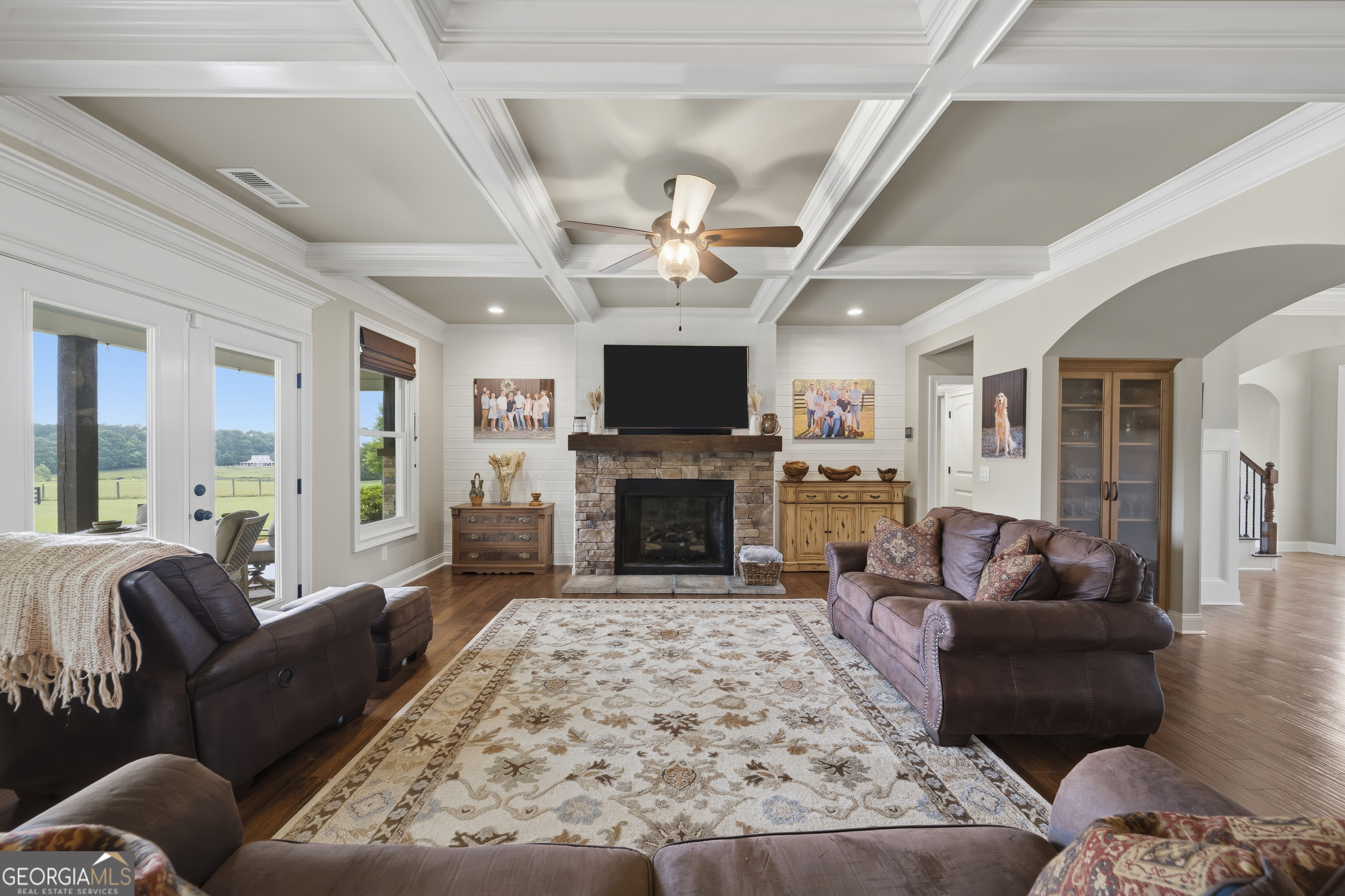 405 New Phoenix Road Property Photo 15