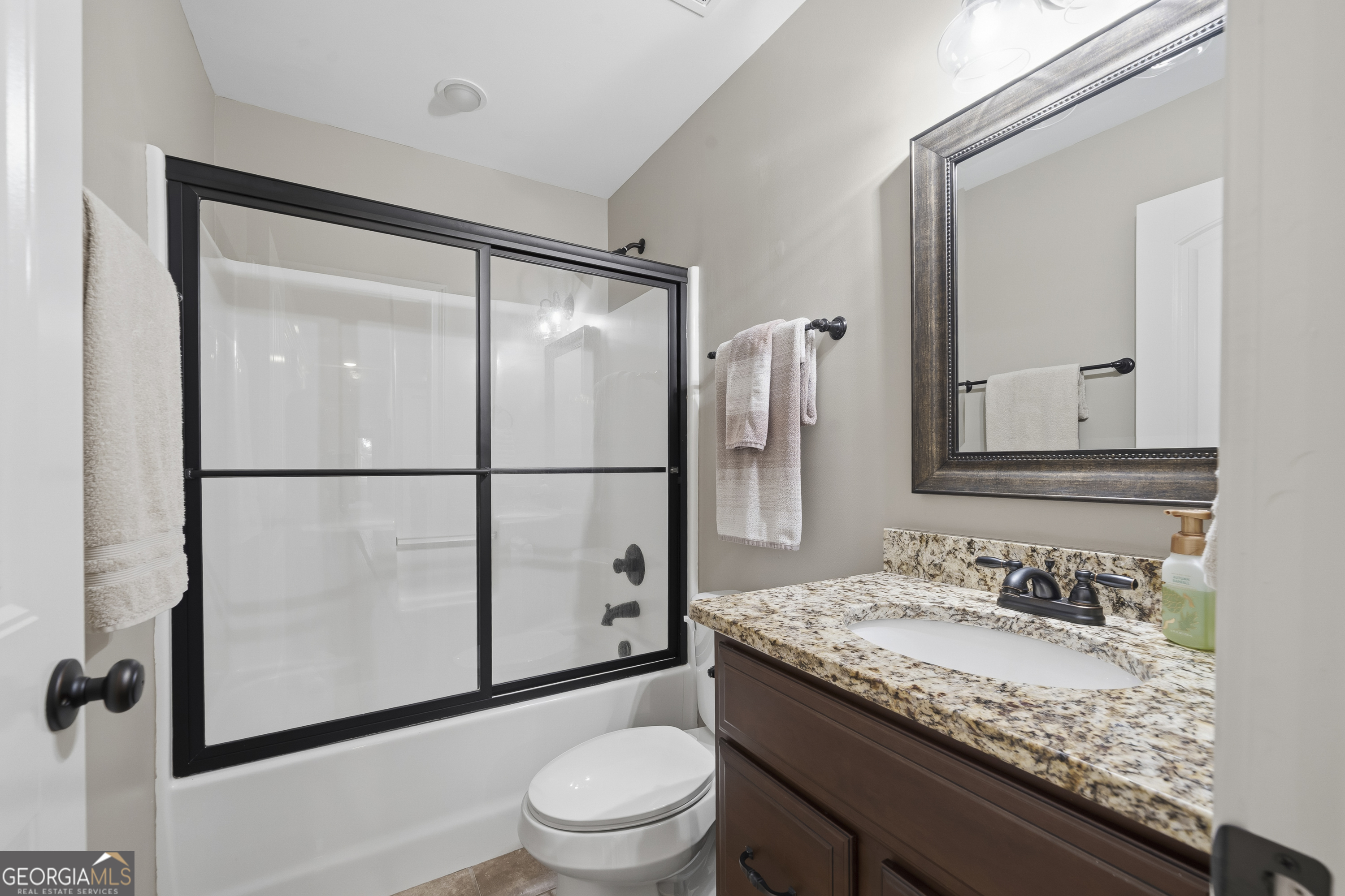 405 New Phoenix Road Property Photo 49