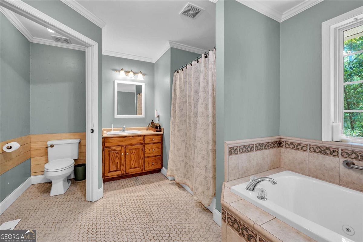 3826 Boy Scout Road Property Photo 23