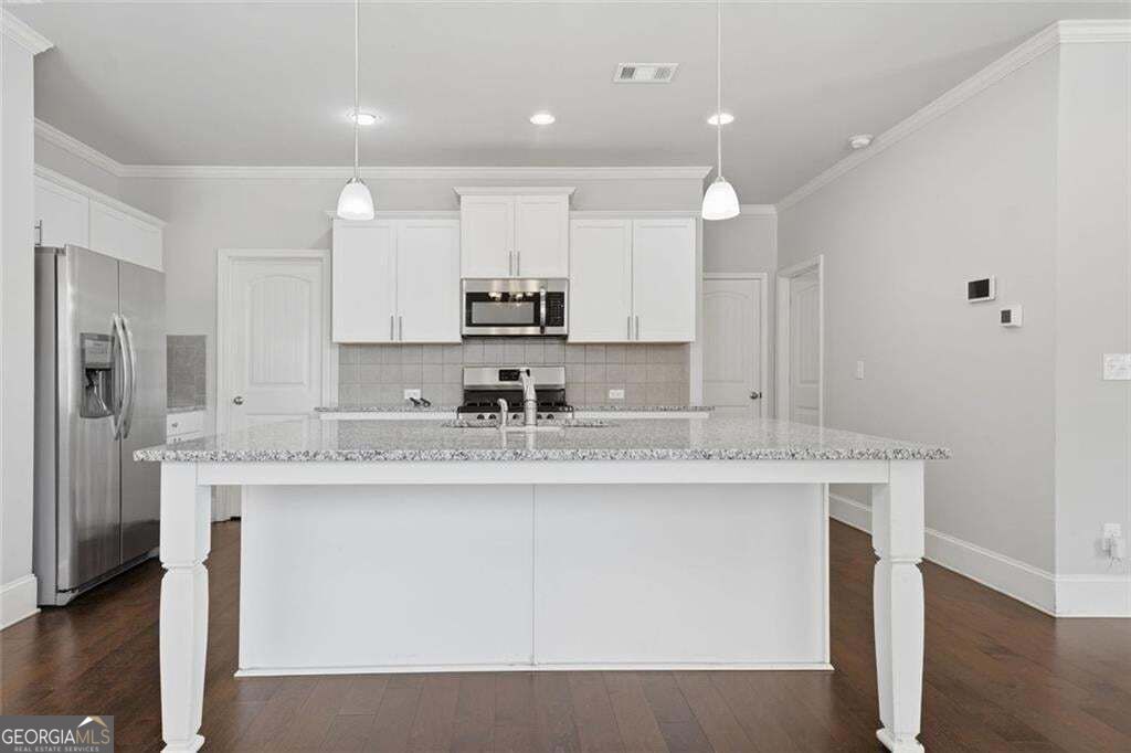 4480 Huron Drive Property Photo 7