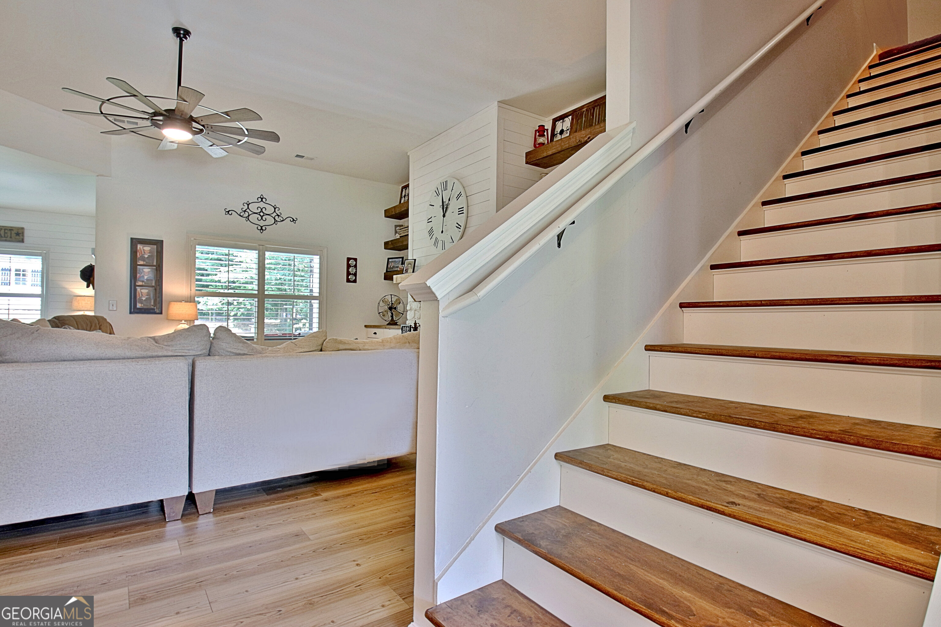 45 Oak Creek Pass Property Photo 53