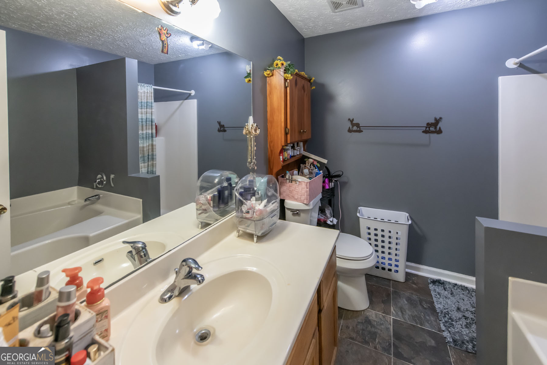 105 Pine Hill Road Property Photo 8