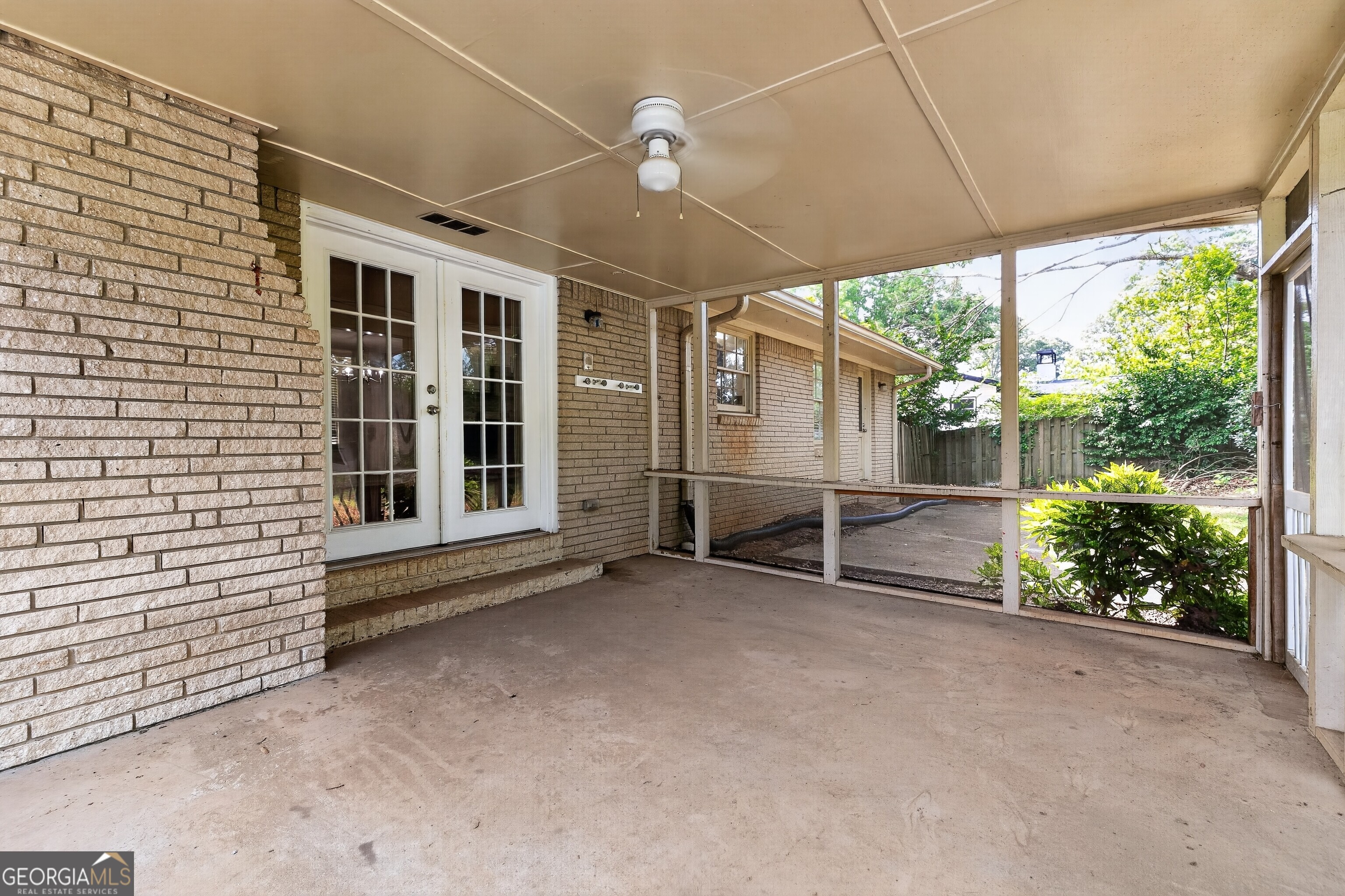 3790 William Paul Drive Property Photo 4