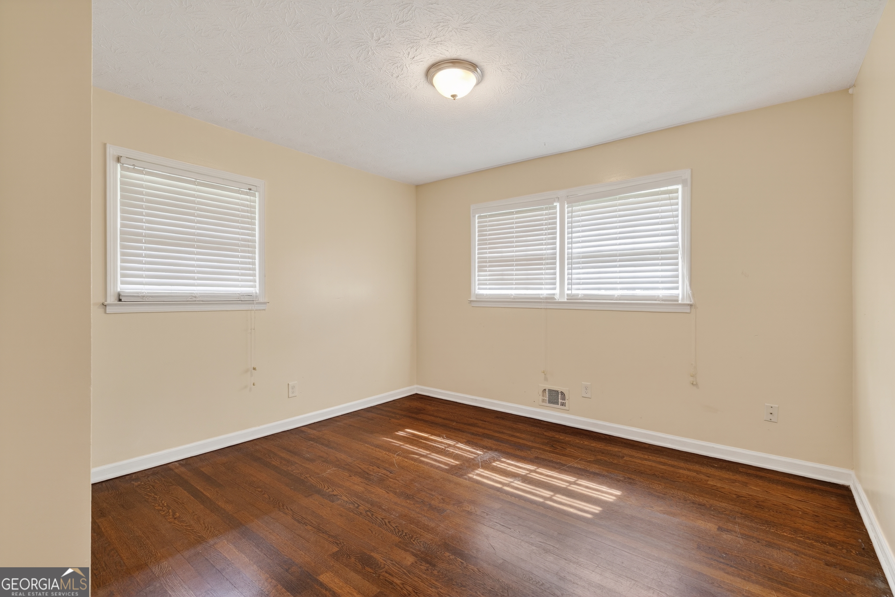 3790 William Paul Drive Property Photo 17
