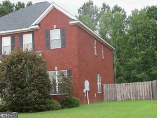 992 Young Way Property Photo 3