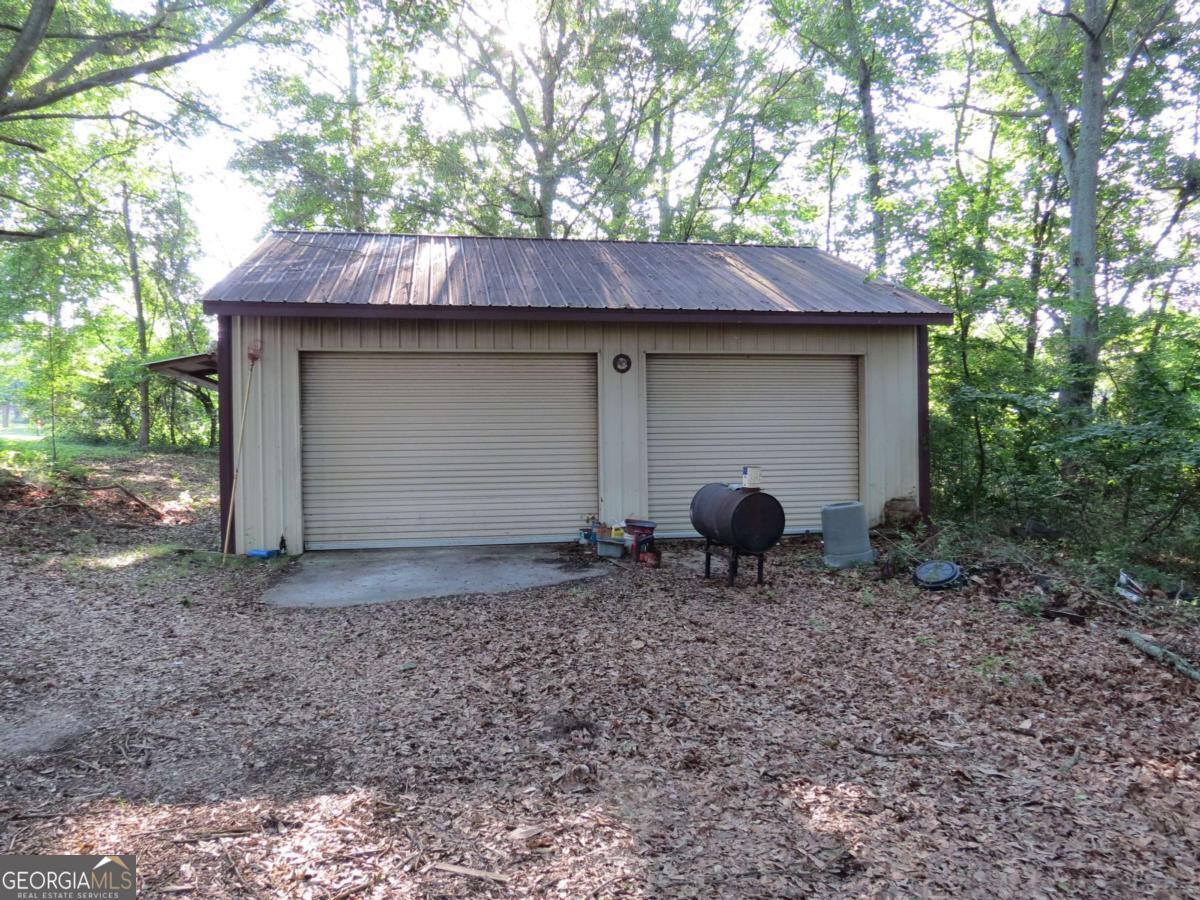 418 Wilbanks Street Property Photo 2