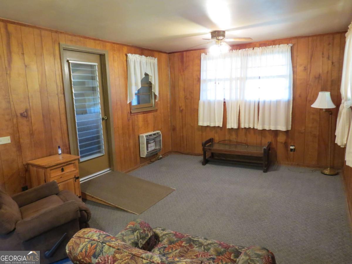 418 Wilbanks Street Property Photo 4