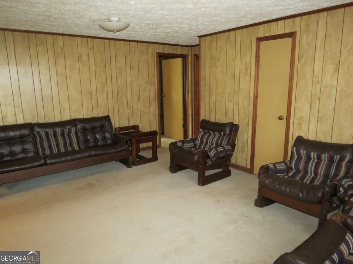 418 Wilbanks Street Property Photo 10