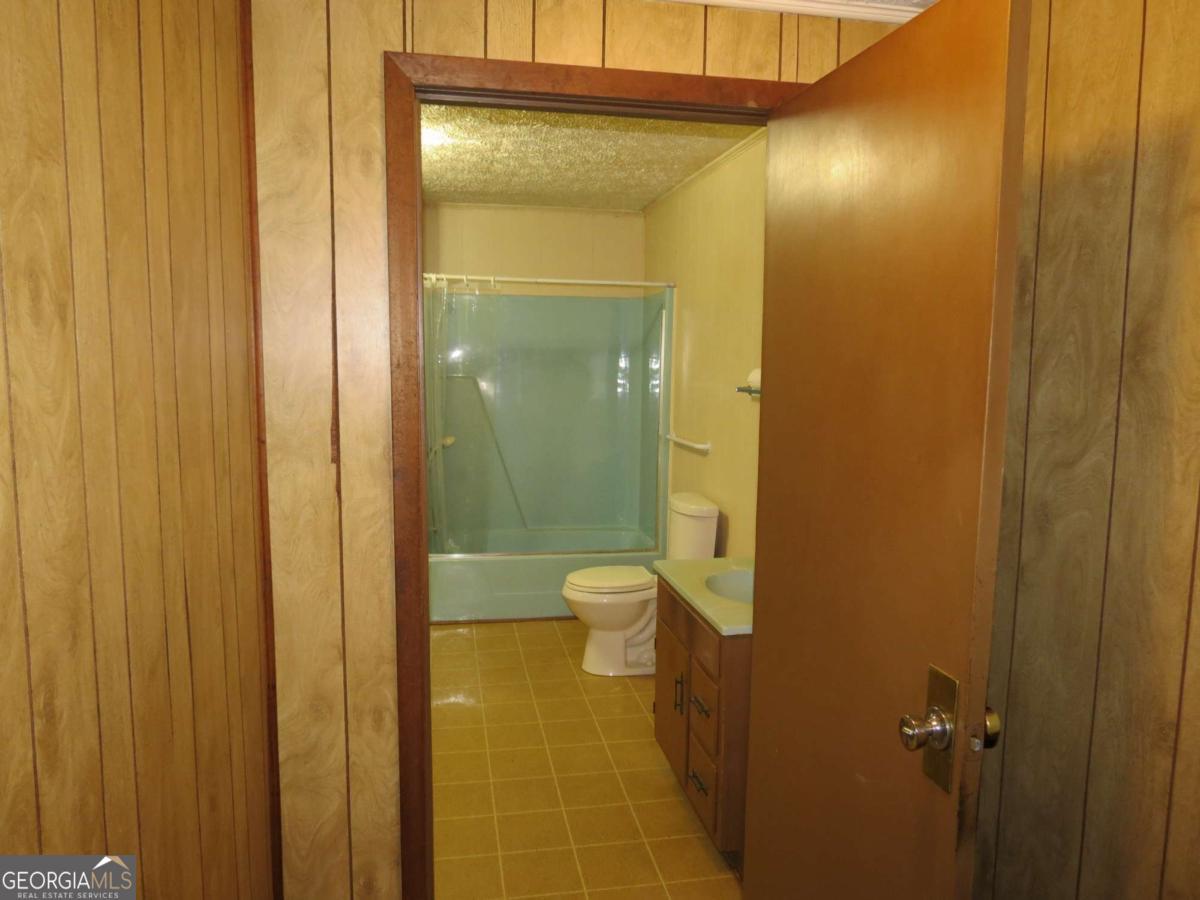 418 Wilbanks Street Property Photo 14