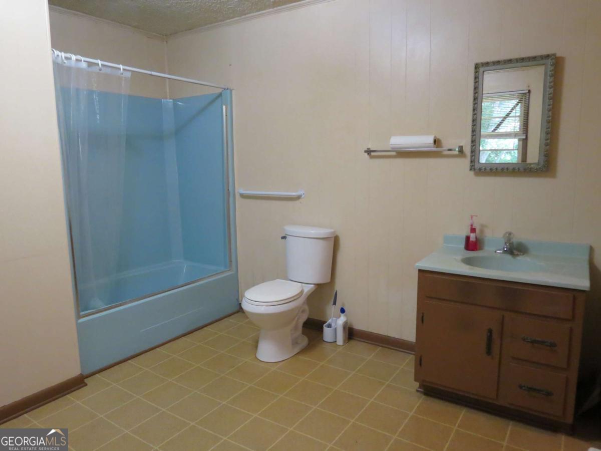 418 Wilbanks Street Property Photo 15